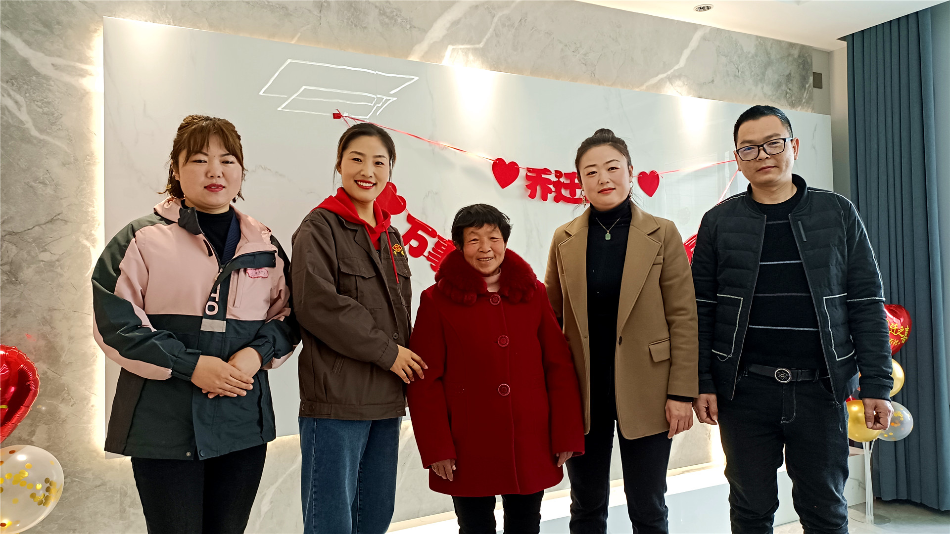資源聯(lián)動(dòng)“迎集團(tuán)慶、慶三八節(jié)” (8)_副本.jpg