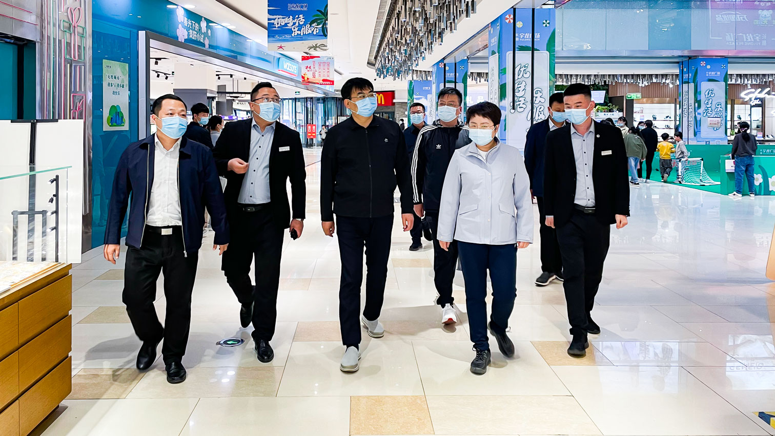 迎接市領(lǐng)導-(1).jpg